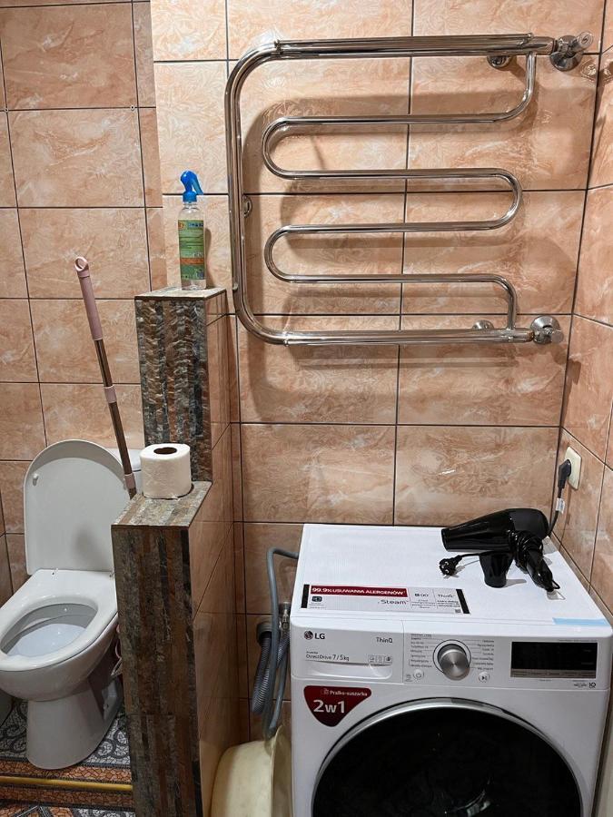 Happy Apartment On Kopernik 30 Lviv Ngoại thất bức ảnh